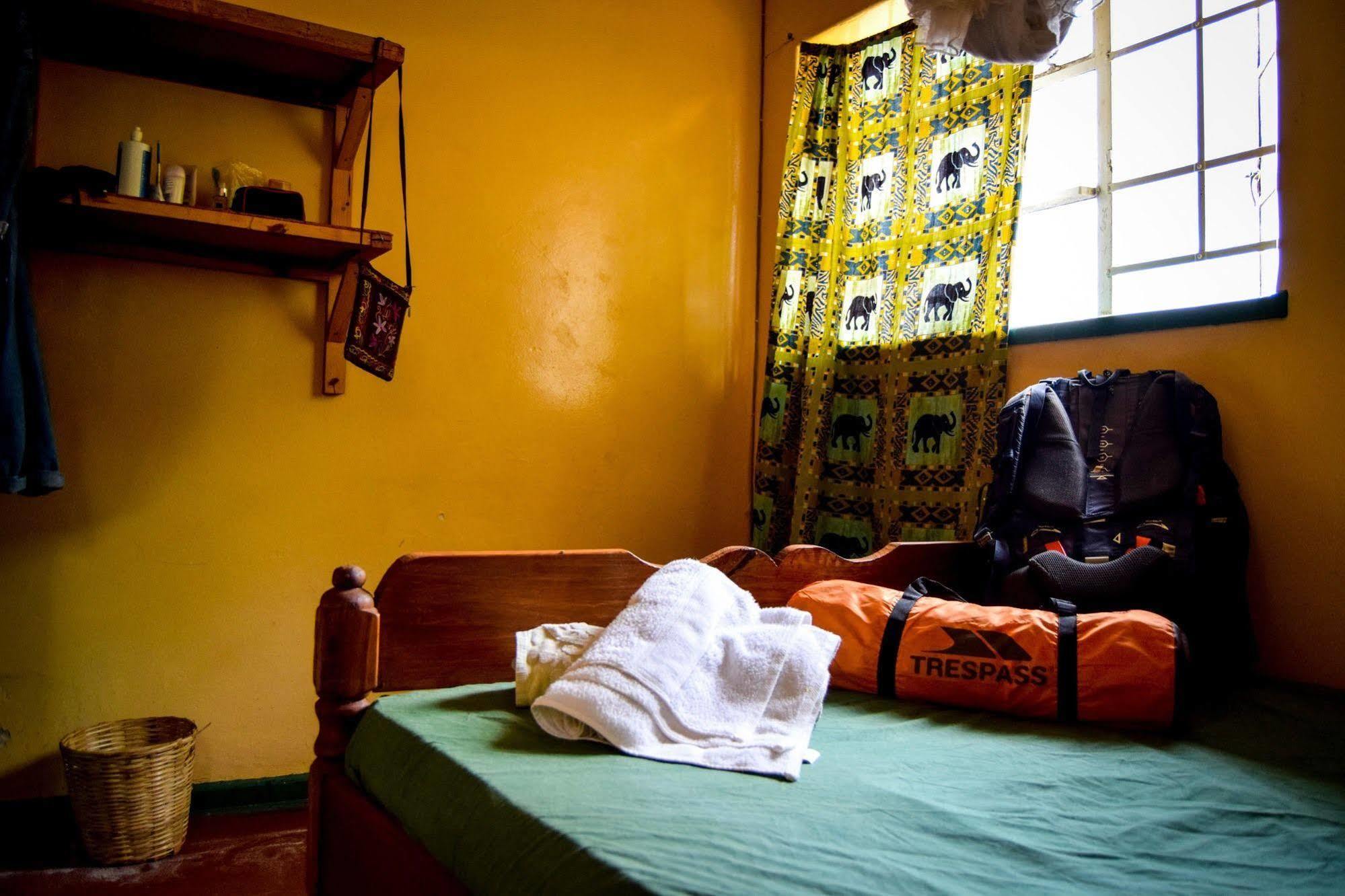 Zinga Backpackers Hotel Livingstone Exterior foto